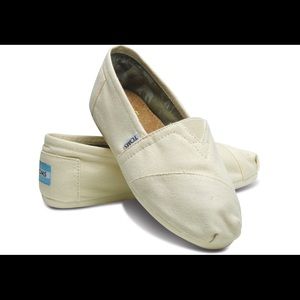 Classic Natural Toms